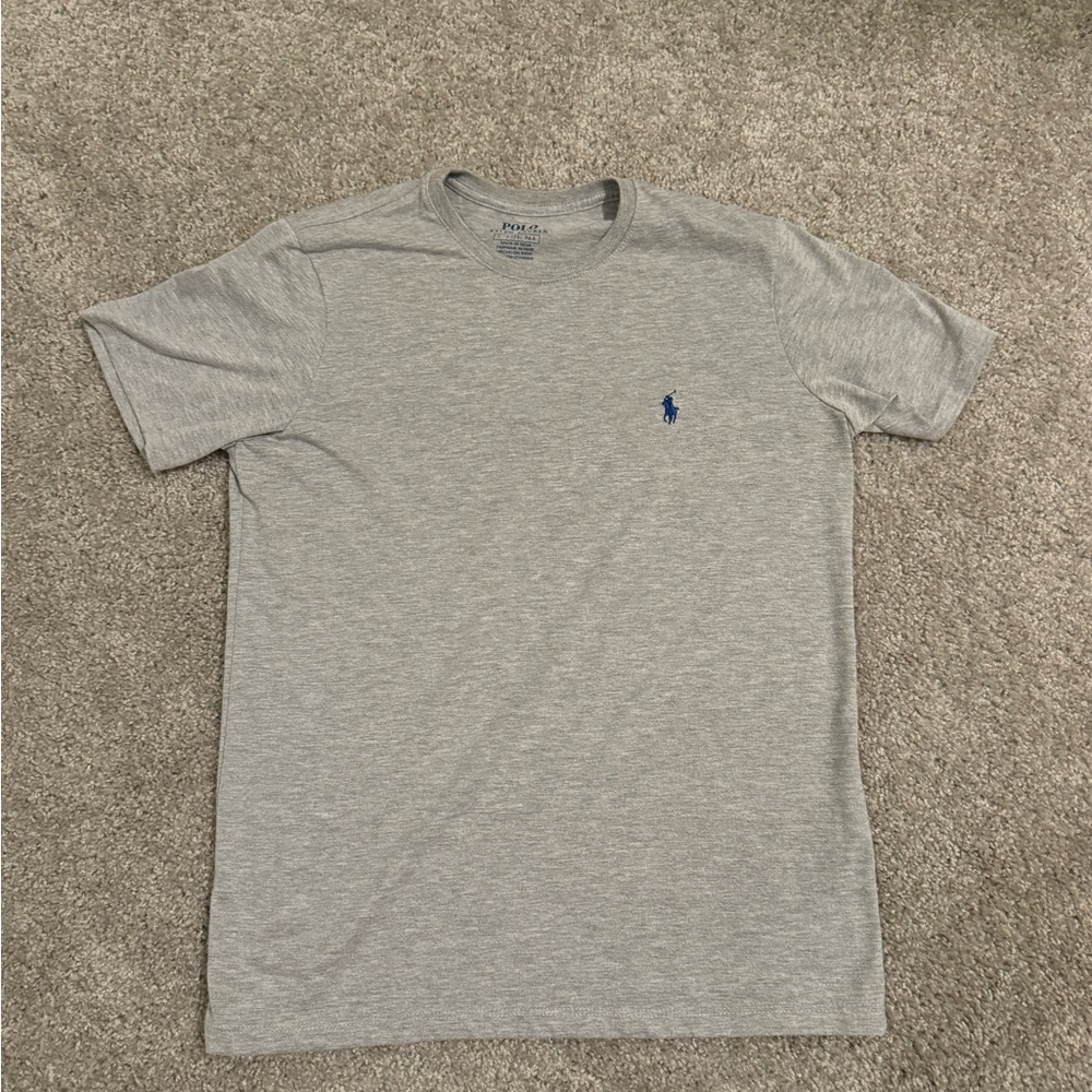 Basic Polo Ralph Lauren shirt size L.